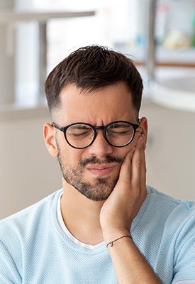 We welcome dental emergencies near Burlington